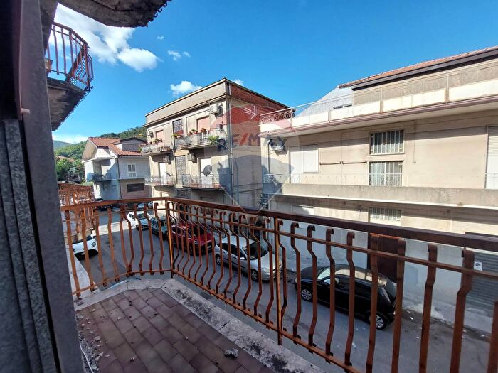 Appartamento quadrilocale in vendita in Via G Marconi, Francavilla Di Sicilia