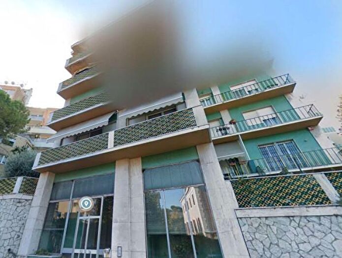 Appartamento trilocale in vendita in Ancona