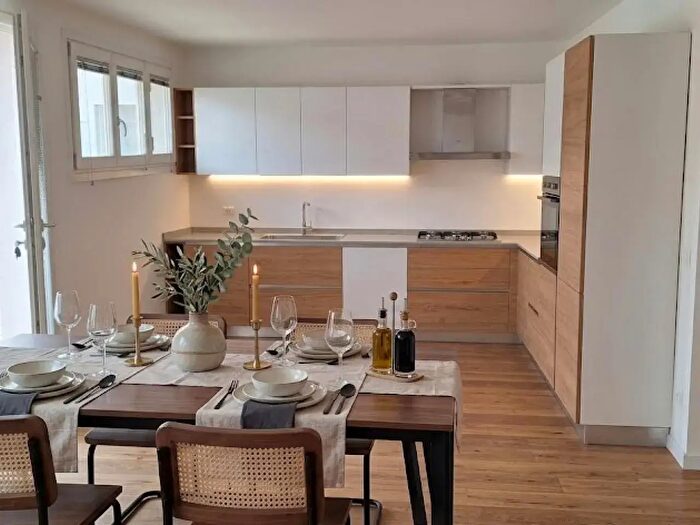 Appartamento bilocale in vendita in Via a Volta E, Santa Maria Di Sala