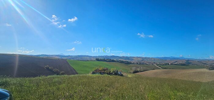 Casa con 5 locali in vendita in Contrada Costa Snc, Montecarotto