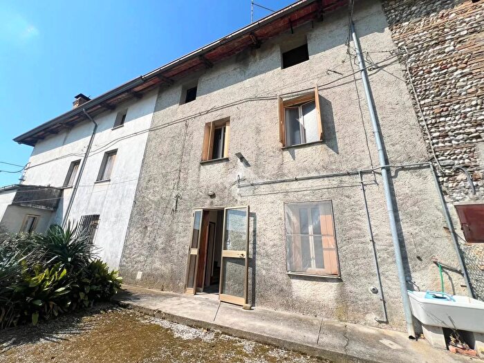 Casa trilocale in vendita in Via Madonna, Bertiolo