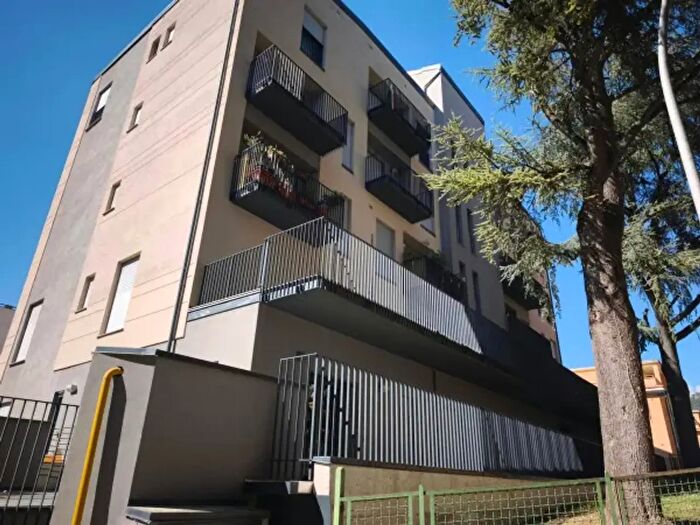 Appartamento con 5 locali in vendita in Via Castiglione, L'Aquila