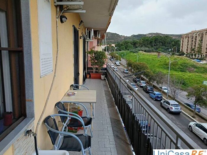 Appartamento quadrilocale in affitto in Via Vittorio Emanuele Orlando, Centro, Bagheria