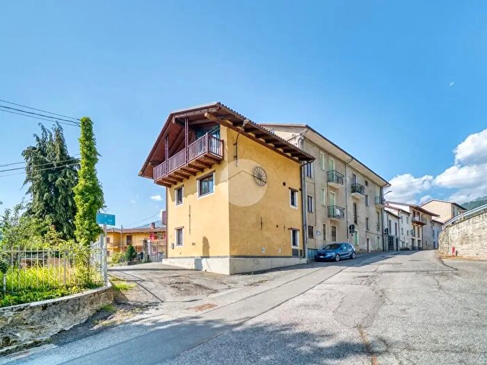 Case in Vendita e in Affitto - 3