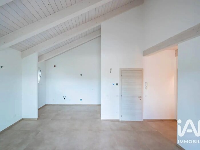 Appartamento trilocale in vendita in Via Galeata, Ravenna