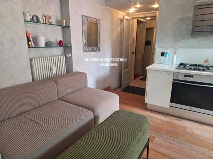 Appartamento bilocale in affitto in Via Francesco Guicciardini, Milano