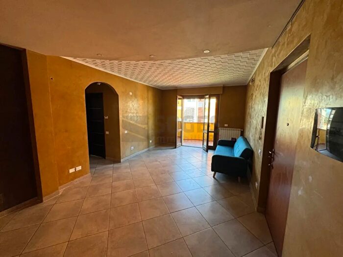 Appartamento con 6 locali in vendita in Via Francesco Petrarca, Figline e Incisa Valdarno
