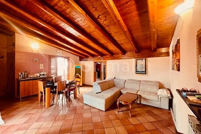 Casa bilocale in vendita in Via Giovanni Battista Vaccarini, Siracusa