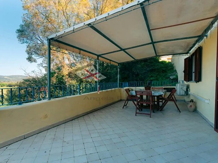 Appartamento trilocale in vendita in Via Sebastiano Satta, Posada