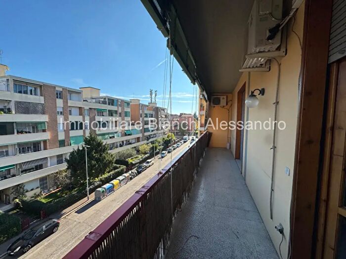 Appartamento quadrilocale in vendita in Via Antonio Ciseri, Firenze
