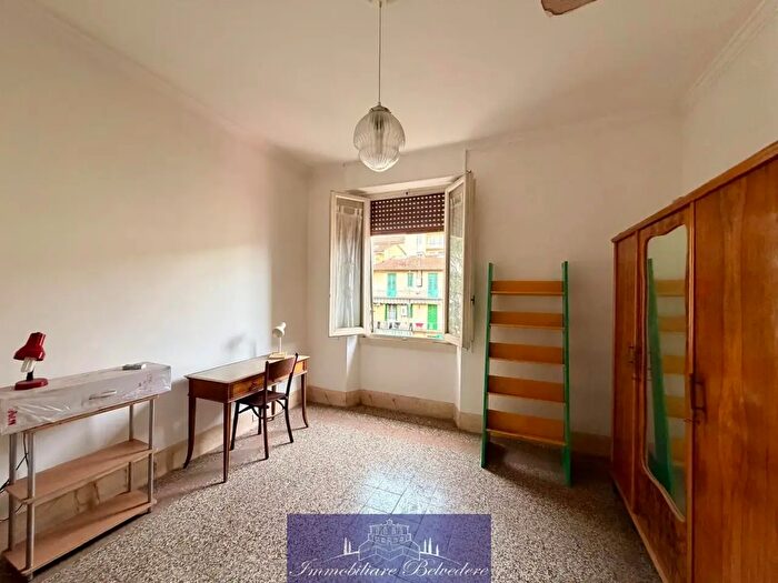 Appartamento con 5 locali in vendita in Via Oriani, Firenze