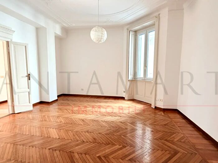 Appartamento trilocale in affitto in Via Gian Battista Vico, Milano