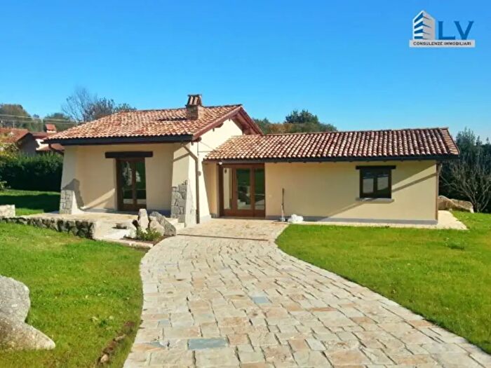 Appartamento trilocale in affitto in Contrada Tufo Varaccani, Patrica