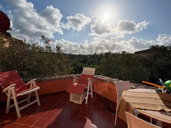 Casa bilocale in vendita in Trinità d'Agultu e Vignola