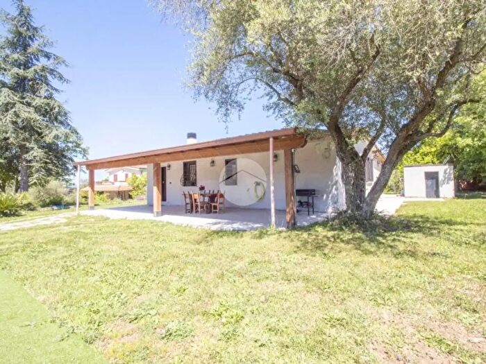 Casa quadrilocale in vendita in Str di Colle Massimiano, Palombara Sabina