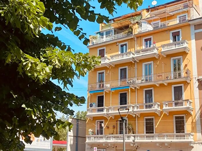 Appartamento bilocale in affitto in Via Rubens, Milano