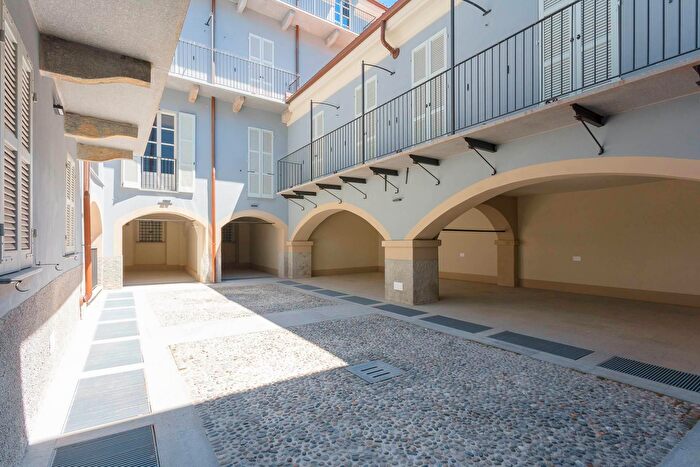 Case in Vendita e in Affitto - 2