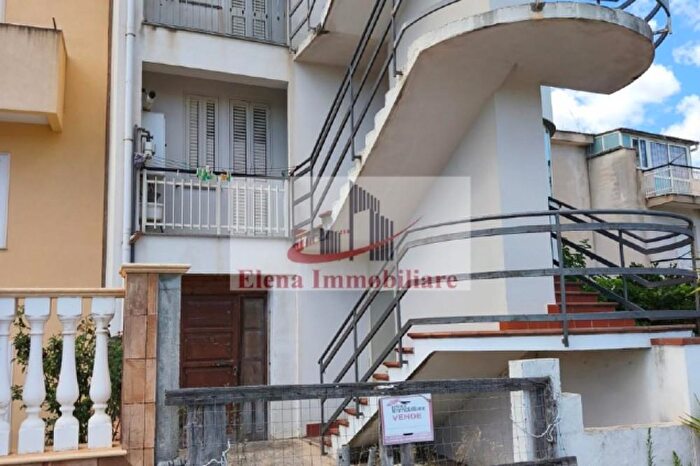 Casa con 5 locali in vendita in Vita