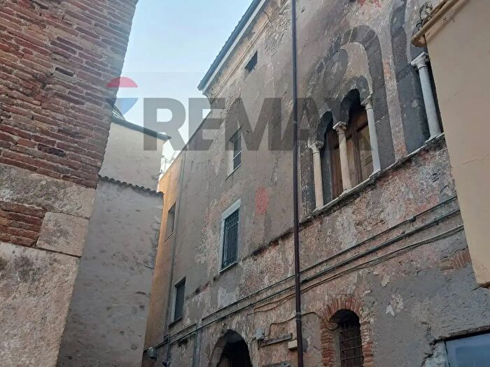 Appartamento trilocale in vendita in Minturno