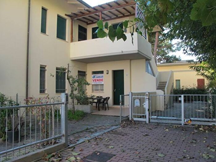 Casa trilocale in affitto in Viale Fratelli Vivaldi, Lido di Savio Lido di Classe, Ravenna
