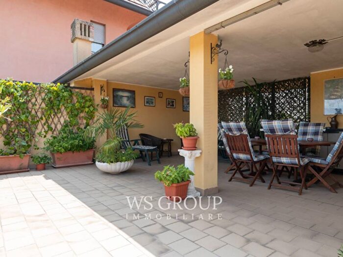 Casa quadrilocale in vendita in Via Carlo Montanari, San Fruttuoso, Monza
