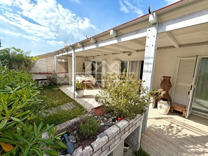 Casa quadrilocale in vendita in a Sette Quartieri, Luni