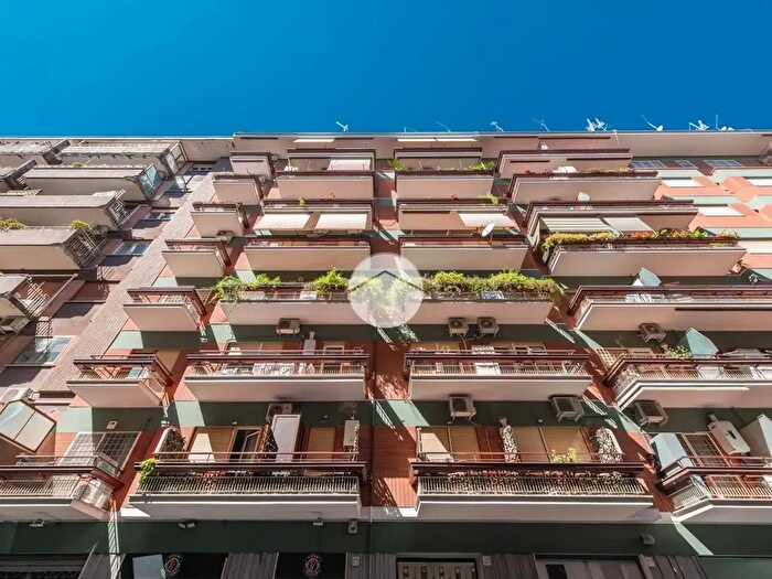 Appartamento monolocale in vendita in Via Renato Simoni, Roma