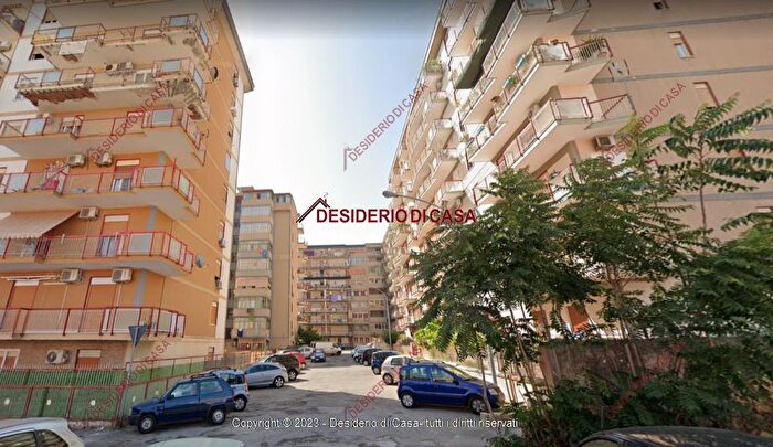 Appartamento trilocale in vendita in Via Pietro Spica Palermo Pa Italia, Palermo