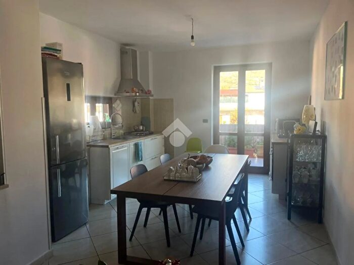 Appartamento quadrilocale in vendita in Via Casilina Sud, Piedimonte San Germano