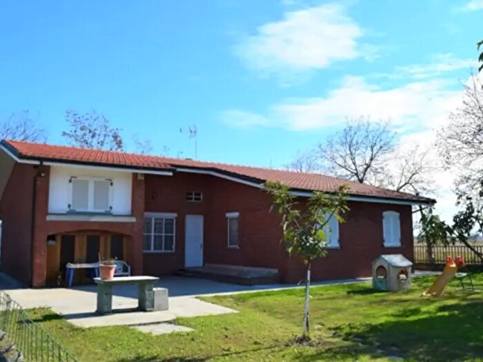 Casa con 6 locali in vendita in Strada Provinciale di Saluzzo, Moretta