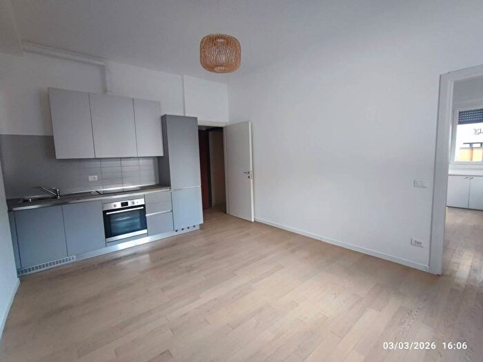 Appartamento bilocale in affitto in Via Achille Maiocchi, Morgagni, Milano