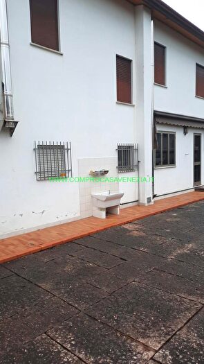 Casa con 5 locali in vendita in Dosson Centro, Casier