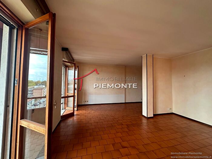 Appartamento quadrilocale in vendita in Corso Vercelli, Novara