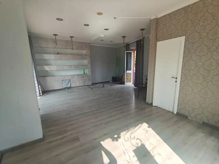 Casa con 5 locali in vendita in Lucca