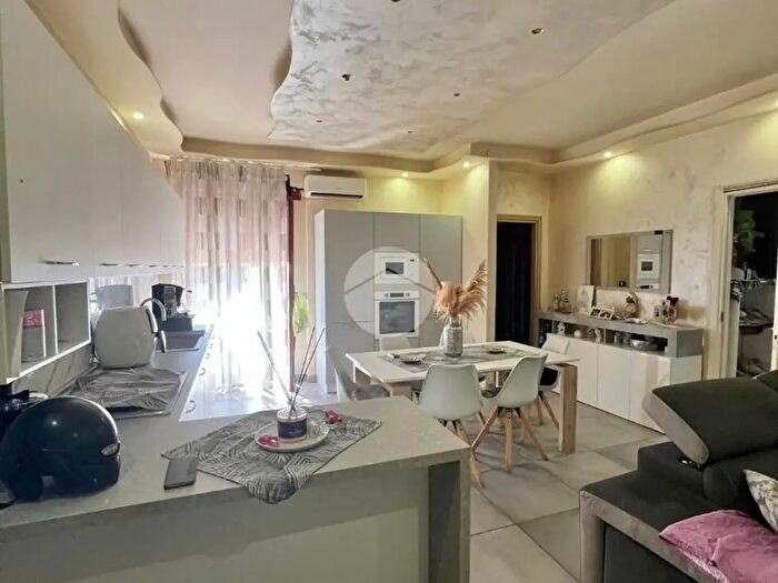 Appartamento quadrilocale in vendita in Via Roma, Succivo
