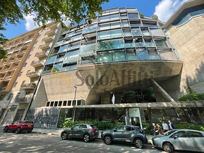 Appartamento trilocale in affitto in Corso Regina Margherita, Torino