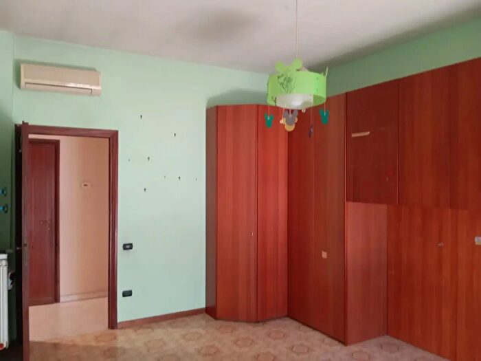 Appartamento quadrilocale in vendita in Via Giuseppe di Vittorio, Roma