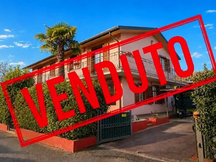 Casa con 5 locali in vendita in Via Galileo Galilei, Chignolo D'Isola