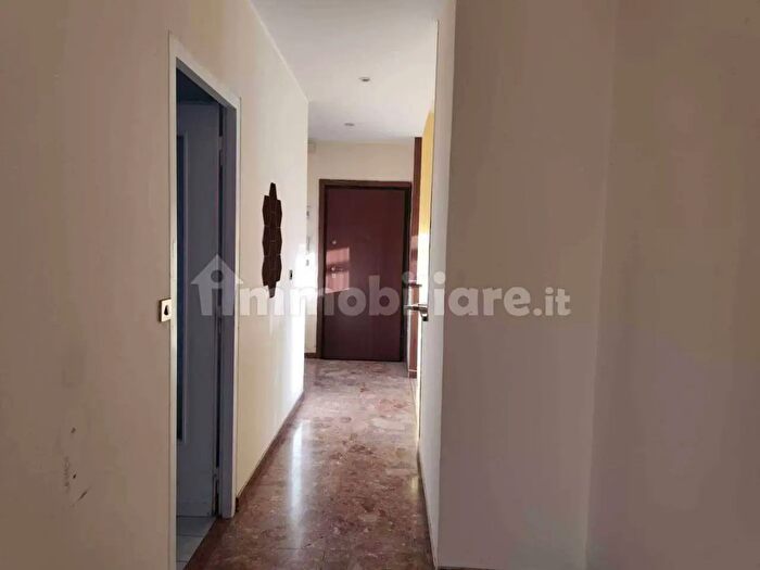 Appartamento quadrilocale in vendita in Strada del Drosso, Torino
