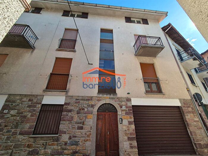 Appartamento trilocale in vendita in Margno