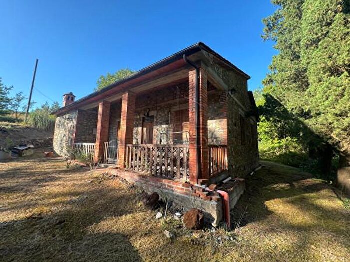 Casa con 5 locali in vendita in Strada Provinciale di Ponte alla Piera, Anghiari