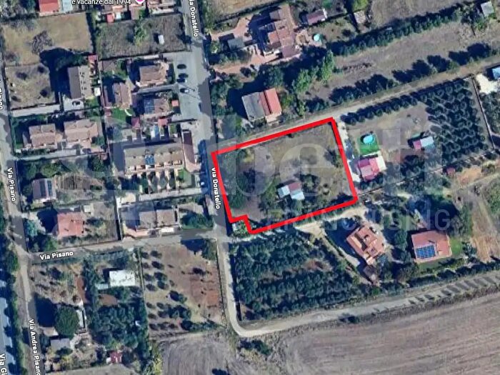 Casa trilocale in vendita in Via della Crocetta Snc, Pomezia