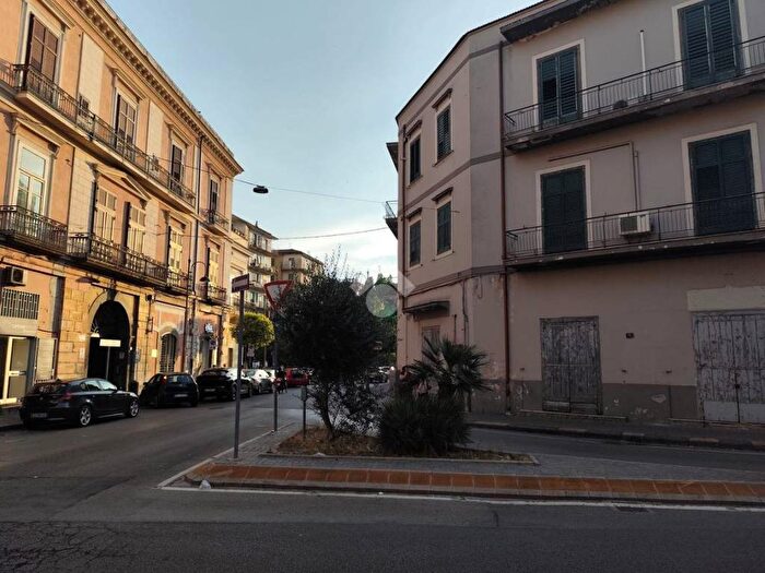 Appartamento trilocale in affitto in Via Federico Ricco, Nocera Inferiore