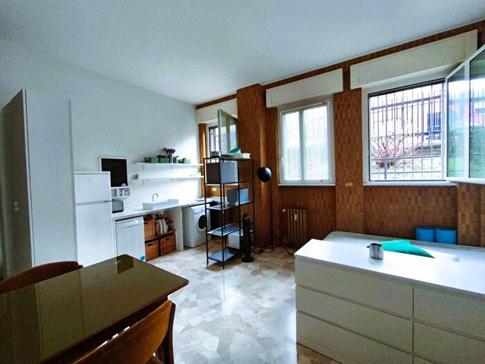 Appartamento monolocale in affitto in Via Decembrio, Lodi Brenta, Milano