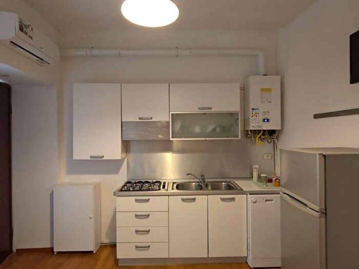 Appartamento bilocale in affitto in Via Atto Vannucci, Porta Romana Medaglie d'Oro, Milano