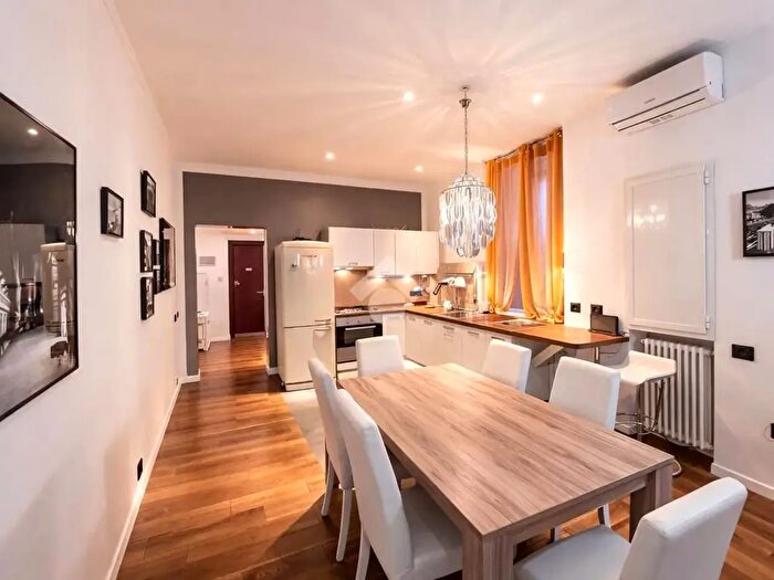 Appartamento con 5 locali in vendita in Salita del Fondaco, Genova