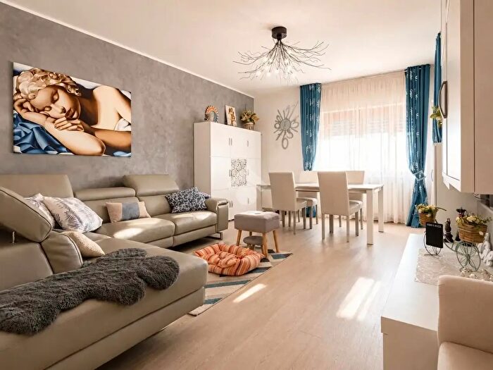 Appartamento quadrilocale in vendita in Via dei Cedri, Ascoli Piceno