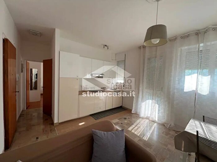 Appartamento bilocale in affitto in Viale Lombardia, Milano