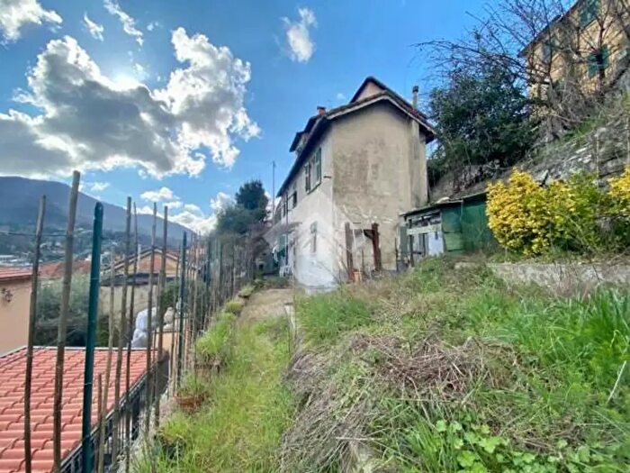 Casa con 5 locali in vendita in Via dei Noceti, Genova