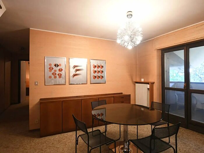Appartamento quadrilocale in vendita in Via Pollicino, Bardonecchia